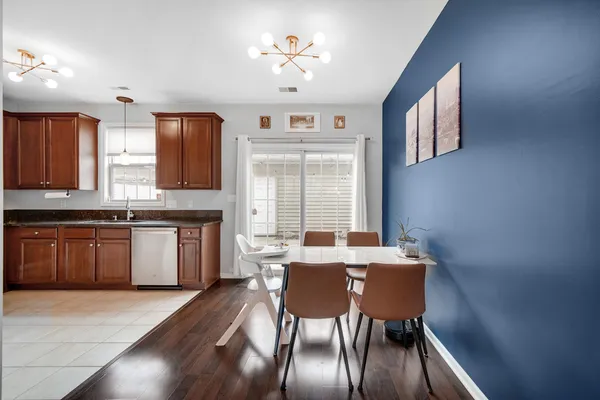 $249,900 | 8822 St James Place, Highland, IN 46322