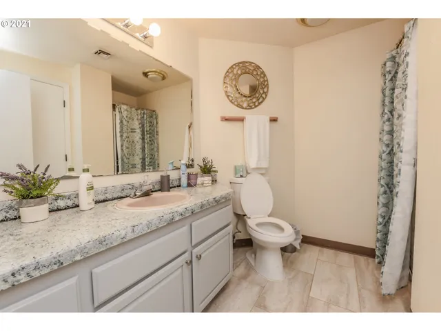 $949,900 | 16121 Northeast San Rafael Street, Portland, OR 97230