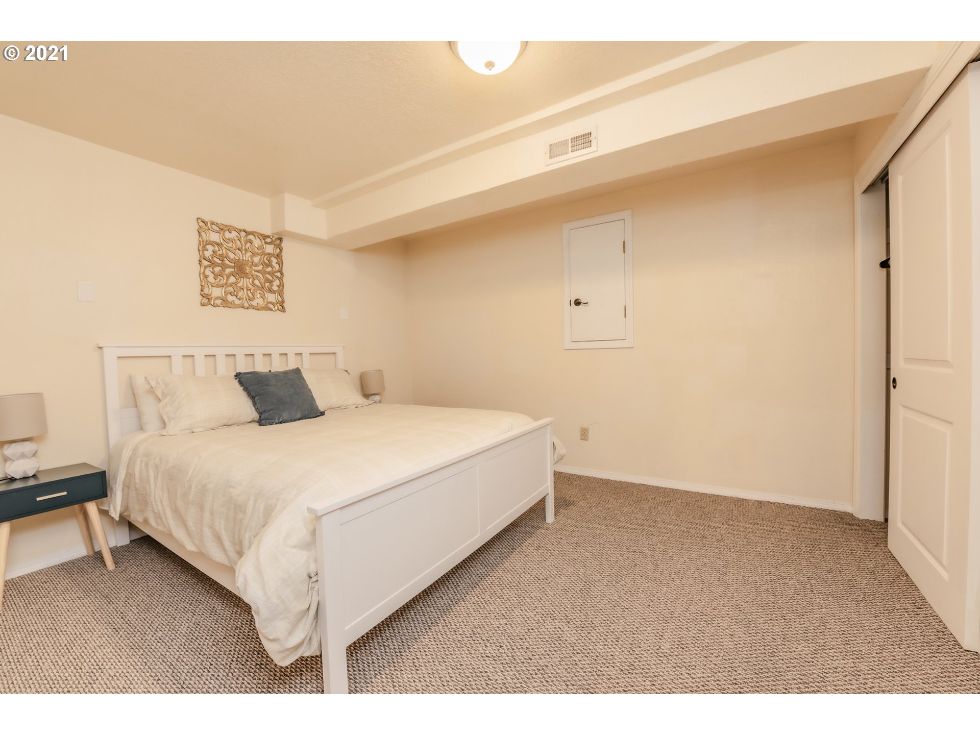 16121 Northeast San Rafael Street Portland, OR 97230 - Photo 20 of 32