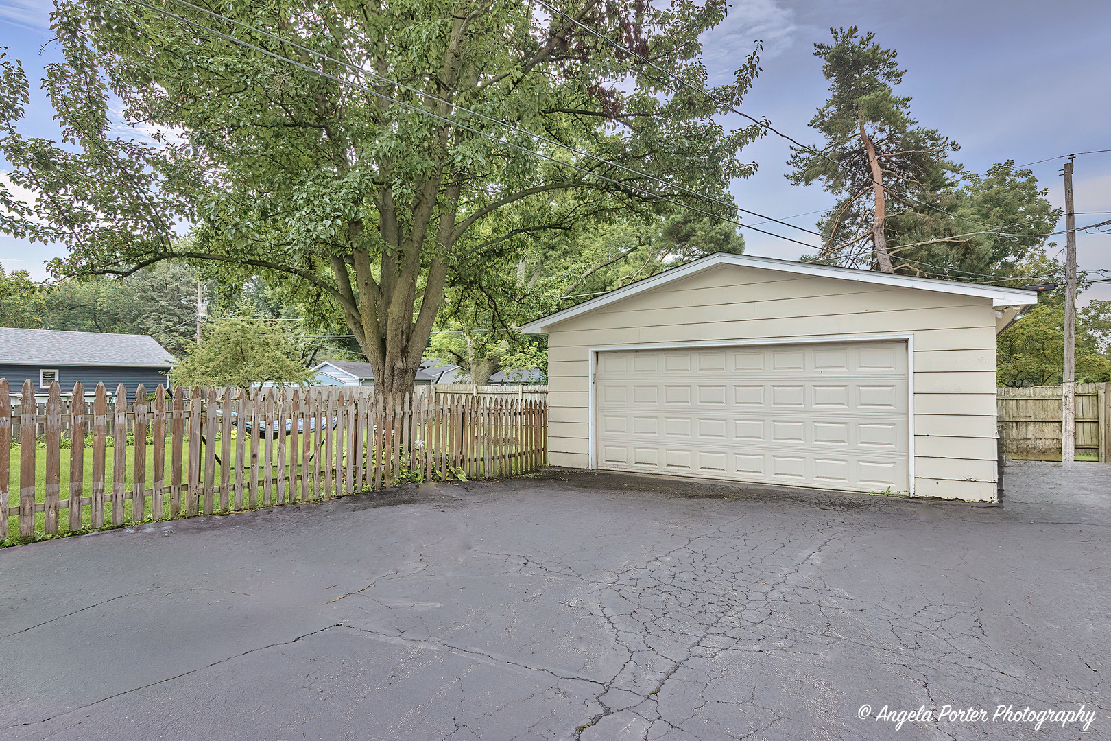 2007 Fairfield Road Lindenhurst, IL 60046 - Photo 18 of 19 Gallery Image 18