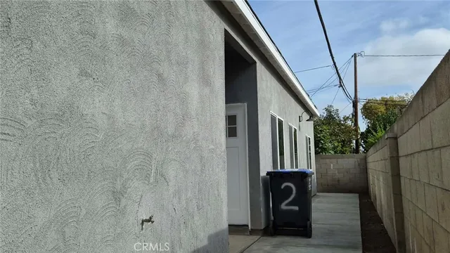 $3,100 | 2217 West Camden Place, Santa Ana, CA 92704