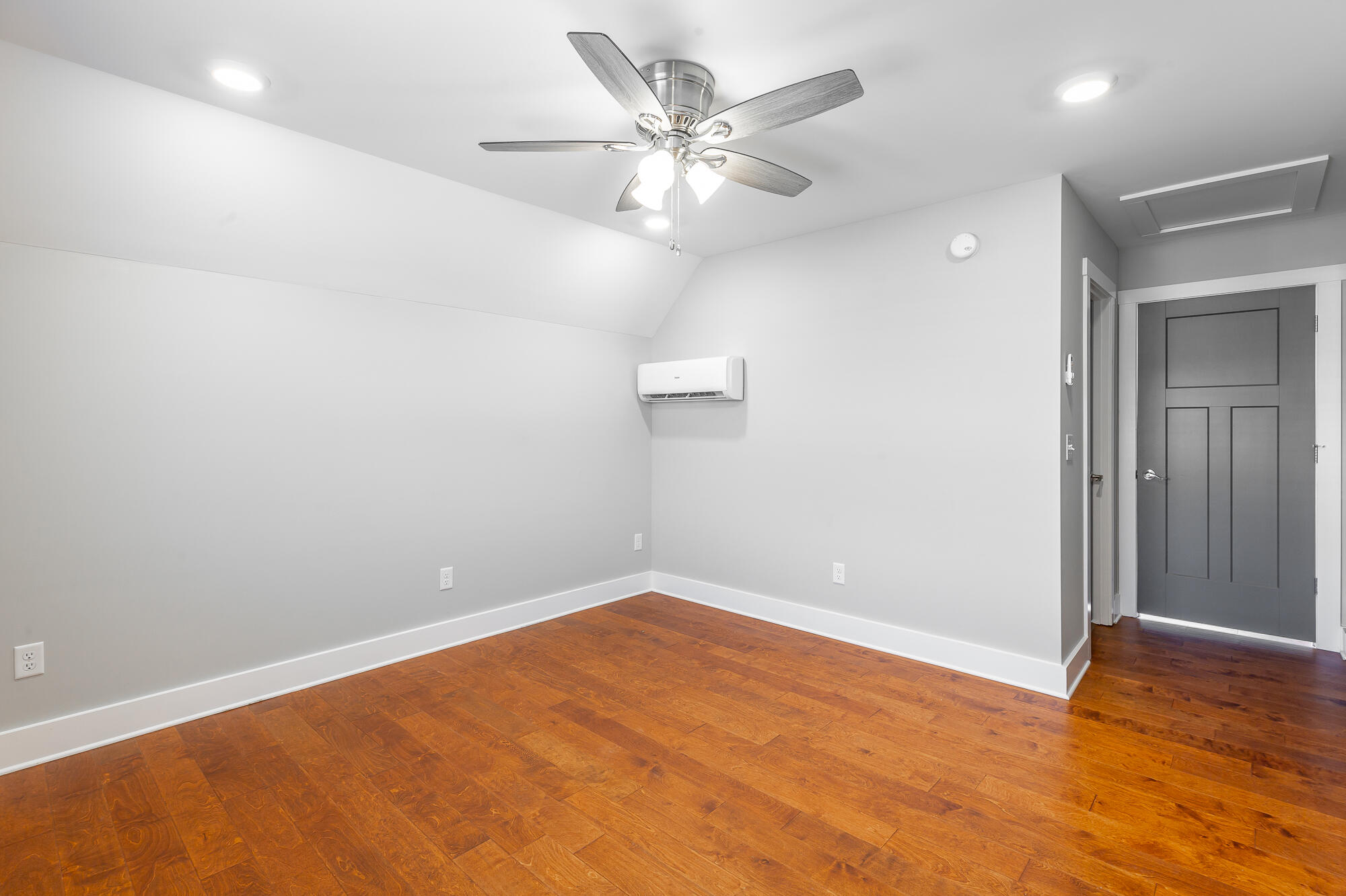 140 Barefield Road Rock Spring, GA 30739 - Photo 72 of 99 140 Barefield Road HD-4