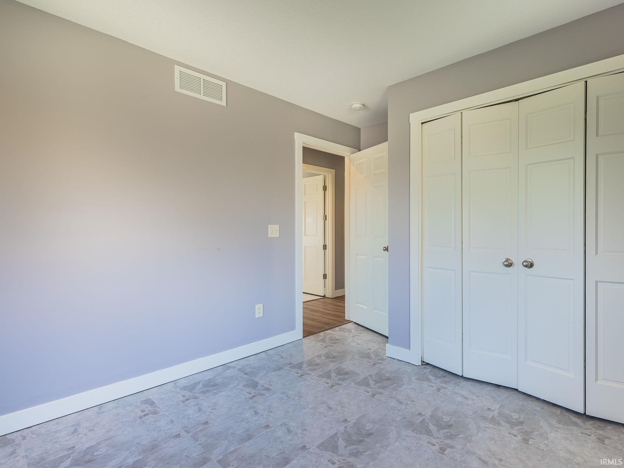 9101 Trentman Road Fort Wayne, IN 46816 - Photo 14 of 33