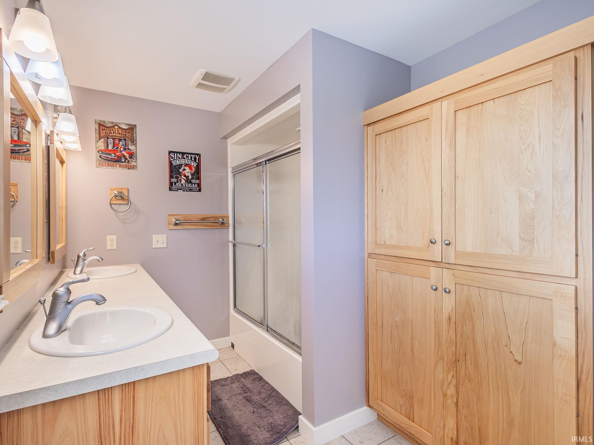 9101 Trentman Road Fort Wayne, IN 46816 - Photo 18 of 33