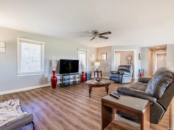 $449,900 | 9101 Trentman Road, Fort Wayne, IN 46816