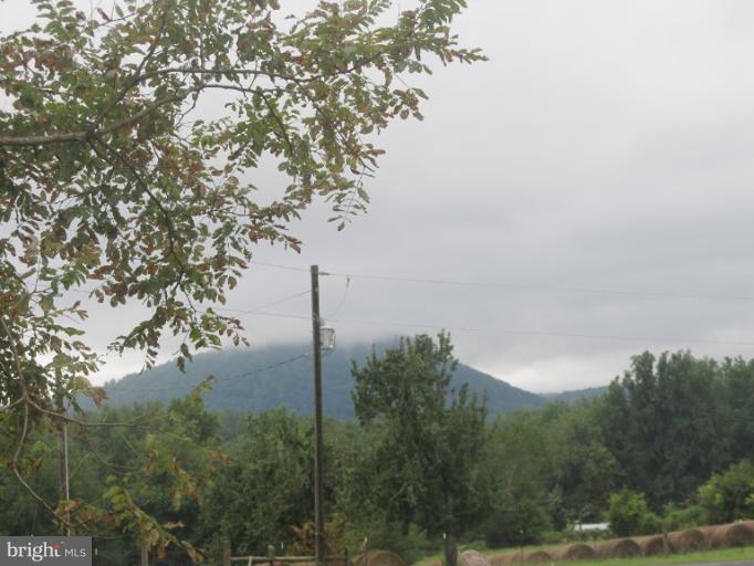 Lizzie Mills Road Castleton, VA 22716 - Photo 3 of 4 View