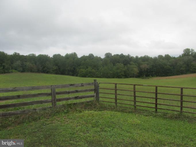 Lizzie Mills Road Castleton, VA 22716 - Photo 4 of 4 View