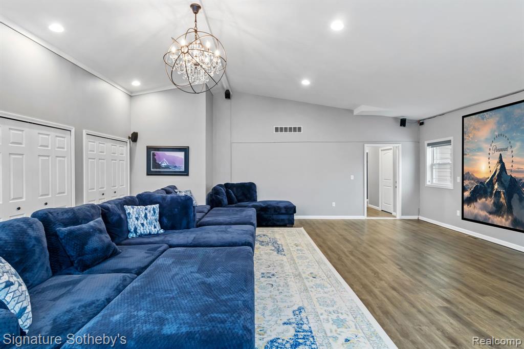 4161 Gregory Road Lake Orion, MI 48359 - Photo 20 of 32 Gallery Image 20