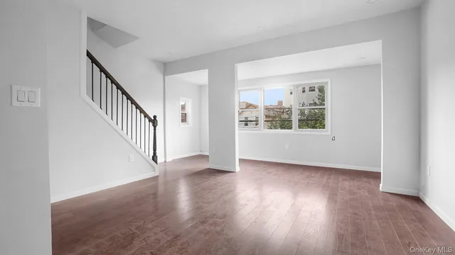 $650,000 | 2040 Washington Avenue | East Tremont