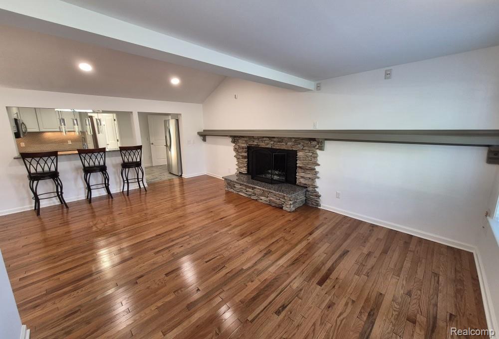 7377 Cooley Lake Road West Bloomfield, MI 48324 - Photo 27 of 59