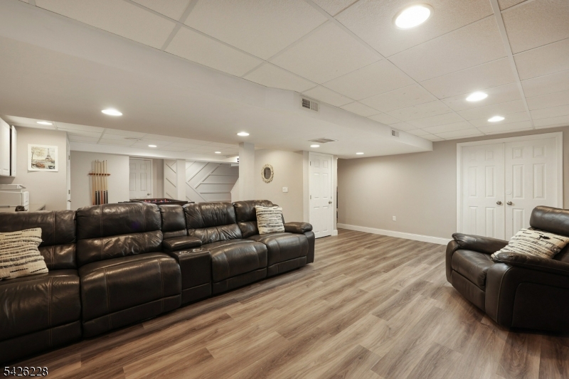 5 Gordon Place Bernards, NJ 07920 - Photo 21 of 30 a living room with furniture and wooden floor