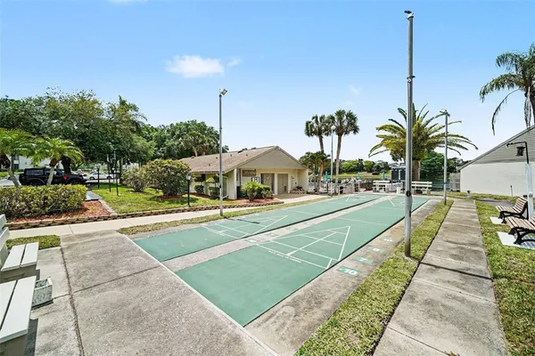 $170,999 | 1870 Pine Ridge Way West, Unit D2, Palm Harbor, FL 34684