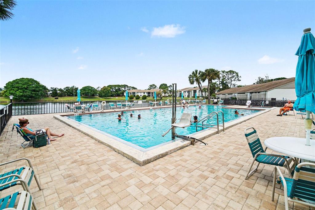 1870 Pine Ridge Way West, Unit D2 Palm Harbor, FL 34684 - Photo 26 of 29