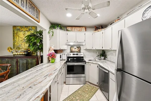 $170,999 | 1870 Pine Ridge Way West, Unit D2, Palm Harbor, FL 34684