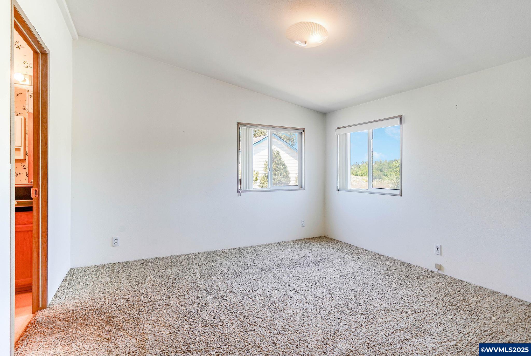 1630 Wallace Road Northwest, Unit 18 Salem, OR 97304 - Photo 28 of 37