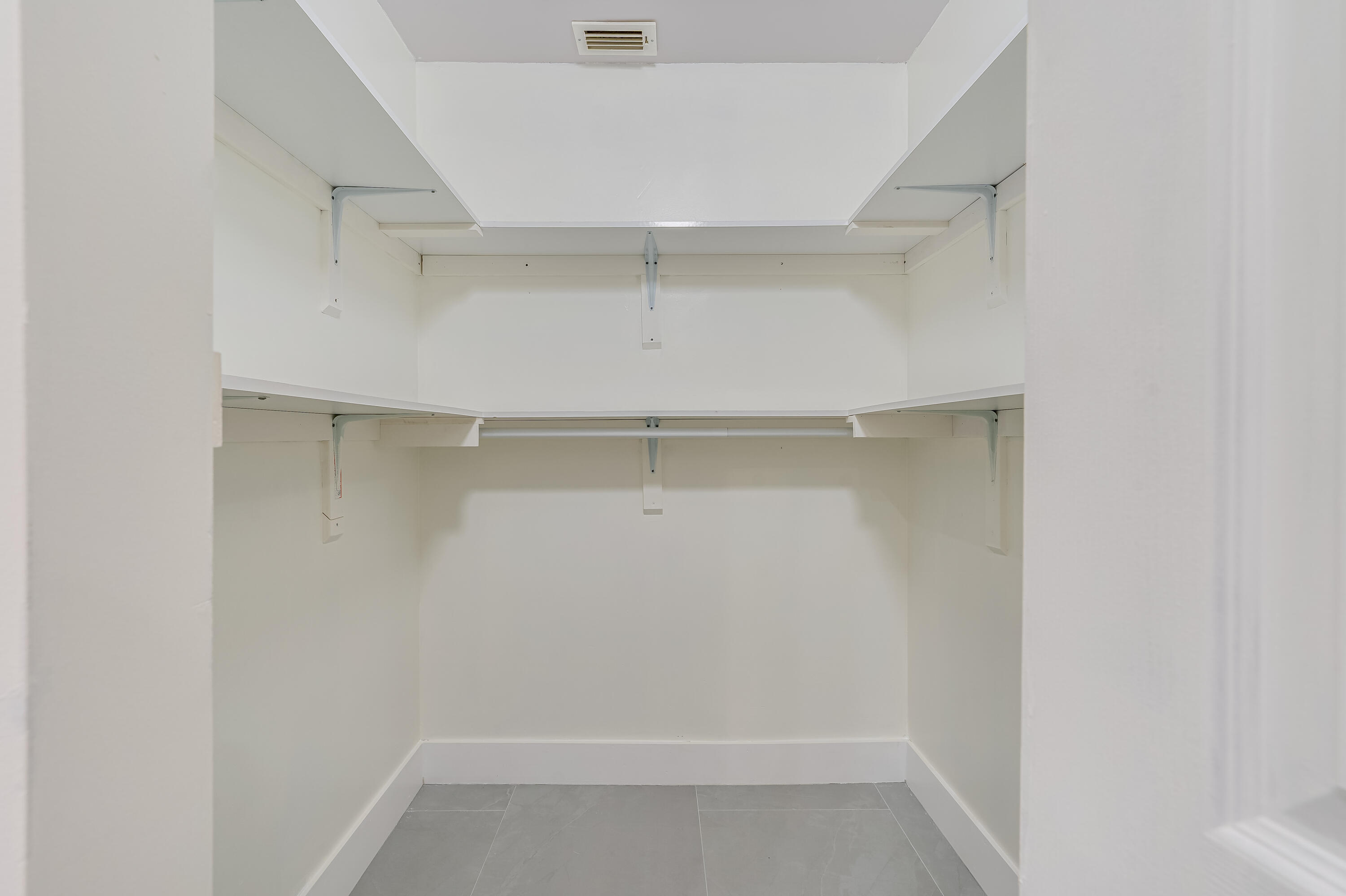 3084 Lighthouse Place Pompano Beach, FL 33063 - Photo 19 of 41 IMG_8034