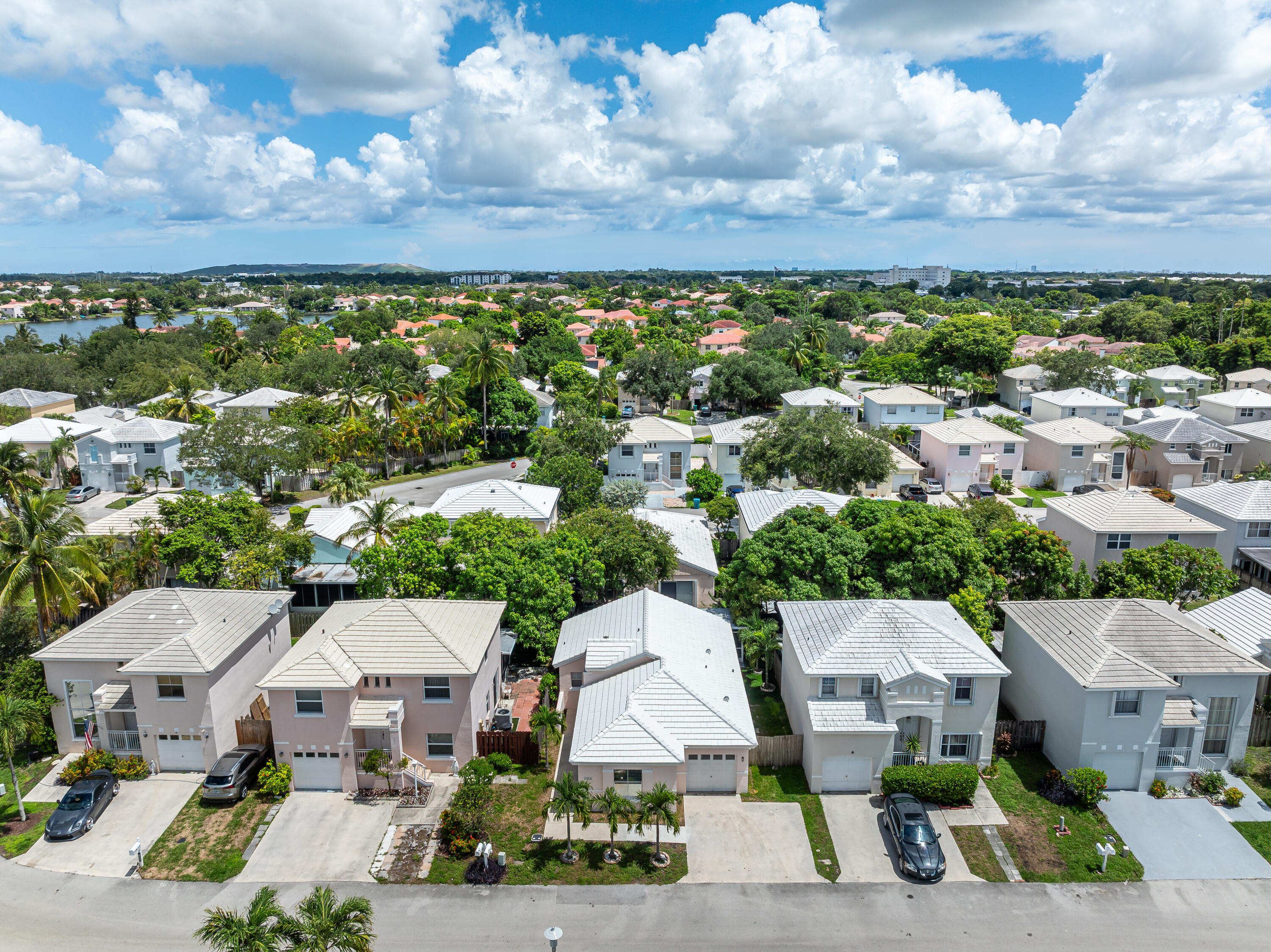 3084 Lighthouse Place Pompano Beach, FL 33063 - Photo 38 of 41 IMG_8013