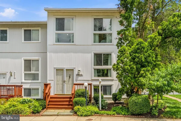 $600,000 | 9822 Sweet Mint Drive, Vienna, VA 22181