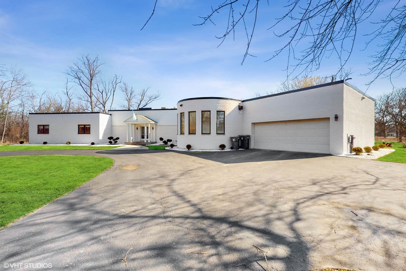 711 Lee Road Northbrook, IL 60062 - Photo 1 of 30 a view of a house with a yard