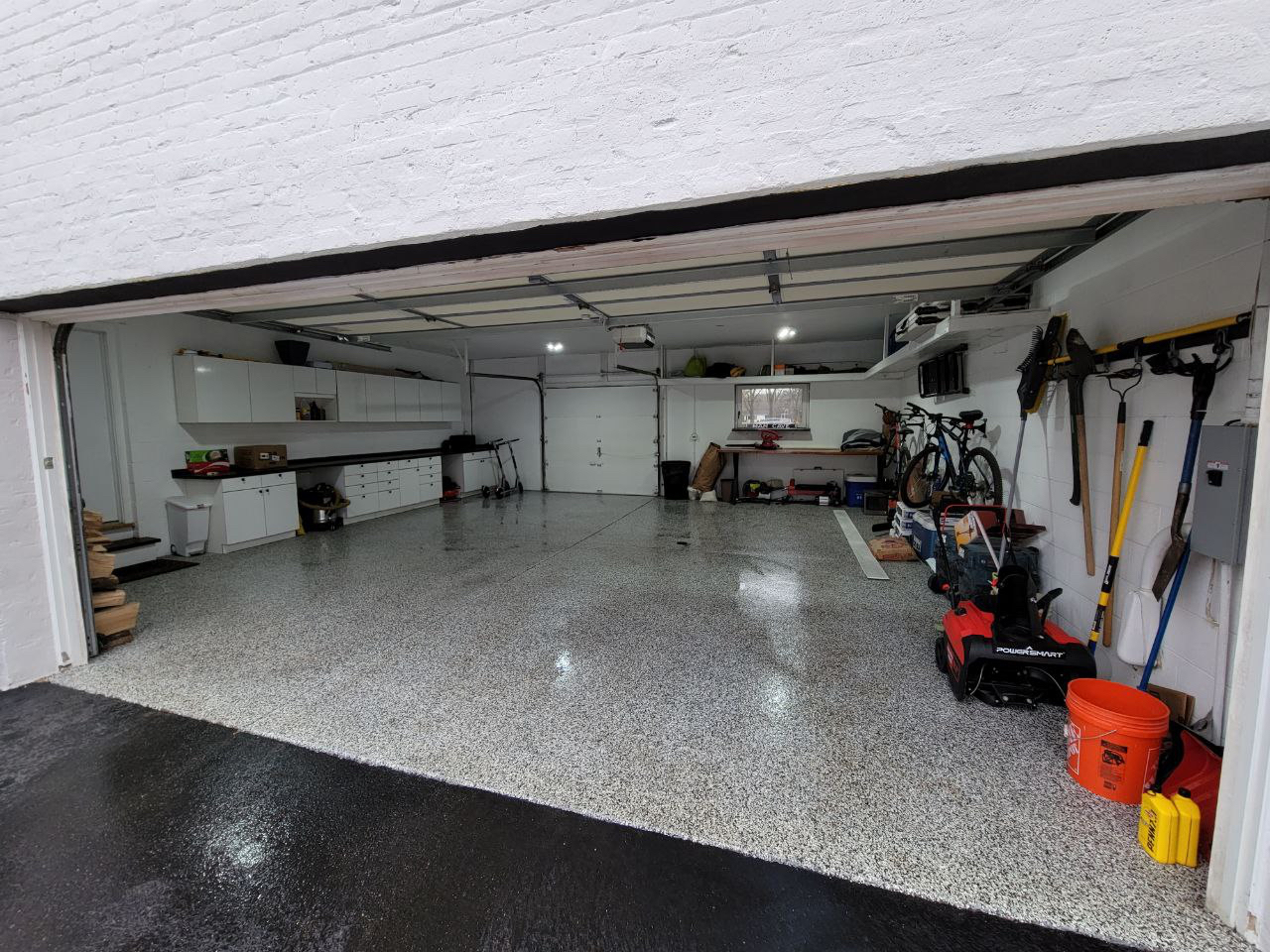 711 Lee Road Northbrook, IL 60062 - Photo 24 of 30 a view of gym