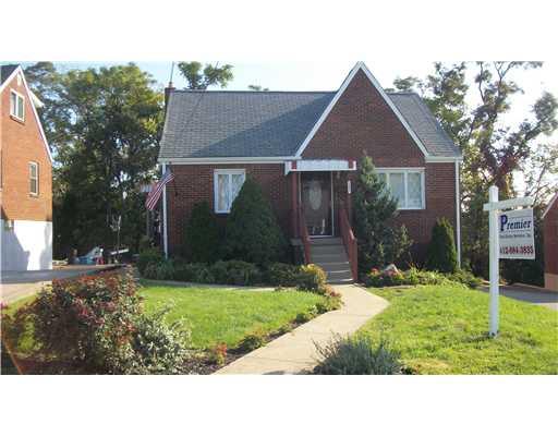 3657 Oakleaf Road Baldwin, PA 15227 - Photo 1 of 18 Exterior Front.