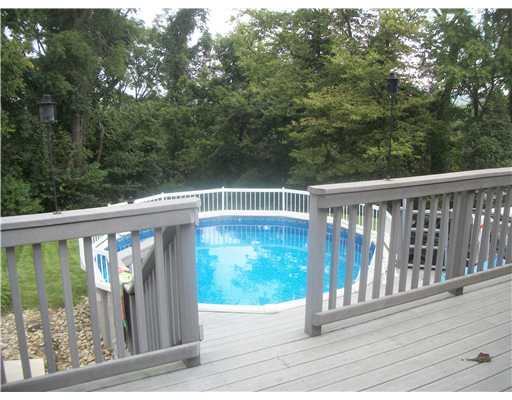 3657 Oakleaf Road Baldwin, PA 15227 - Photo 14 of 18 Patio/Deck.