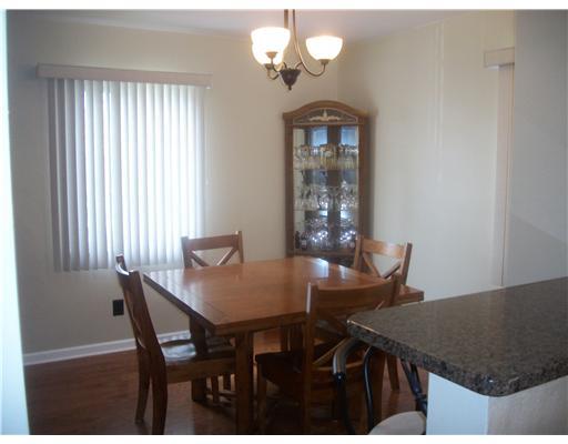 3657 Oakleaf Road Baldwin, PA 15227 - Photo 7 of 18 Dining Room.
