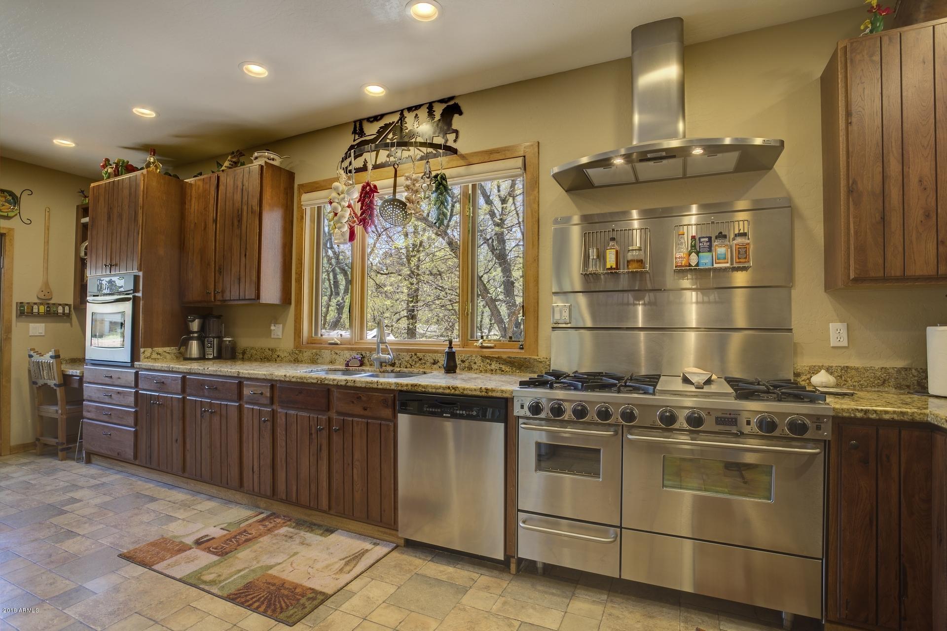 9247 Juniper Road Strawberry, AZ 85544 - Photo 12 of 54 Kitchen