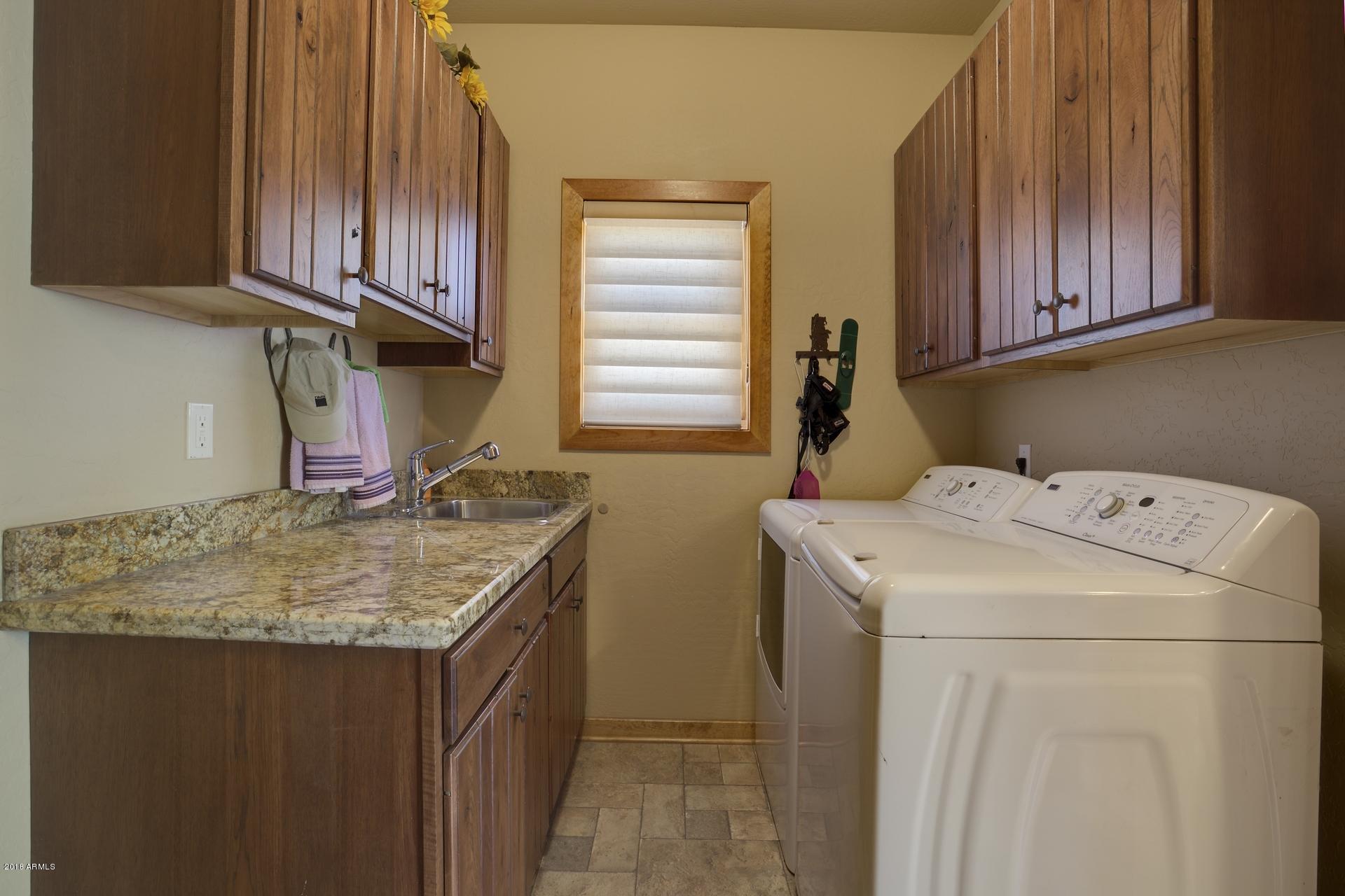 9247 Juniper Road Strawberry, AZ 85544 - Photo 17 of 54 Laundry room