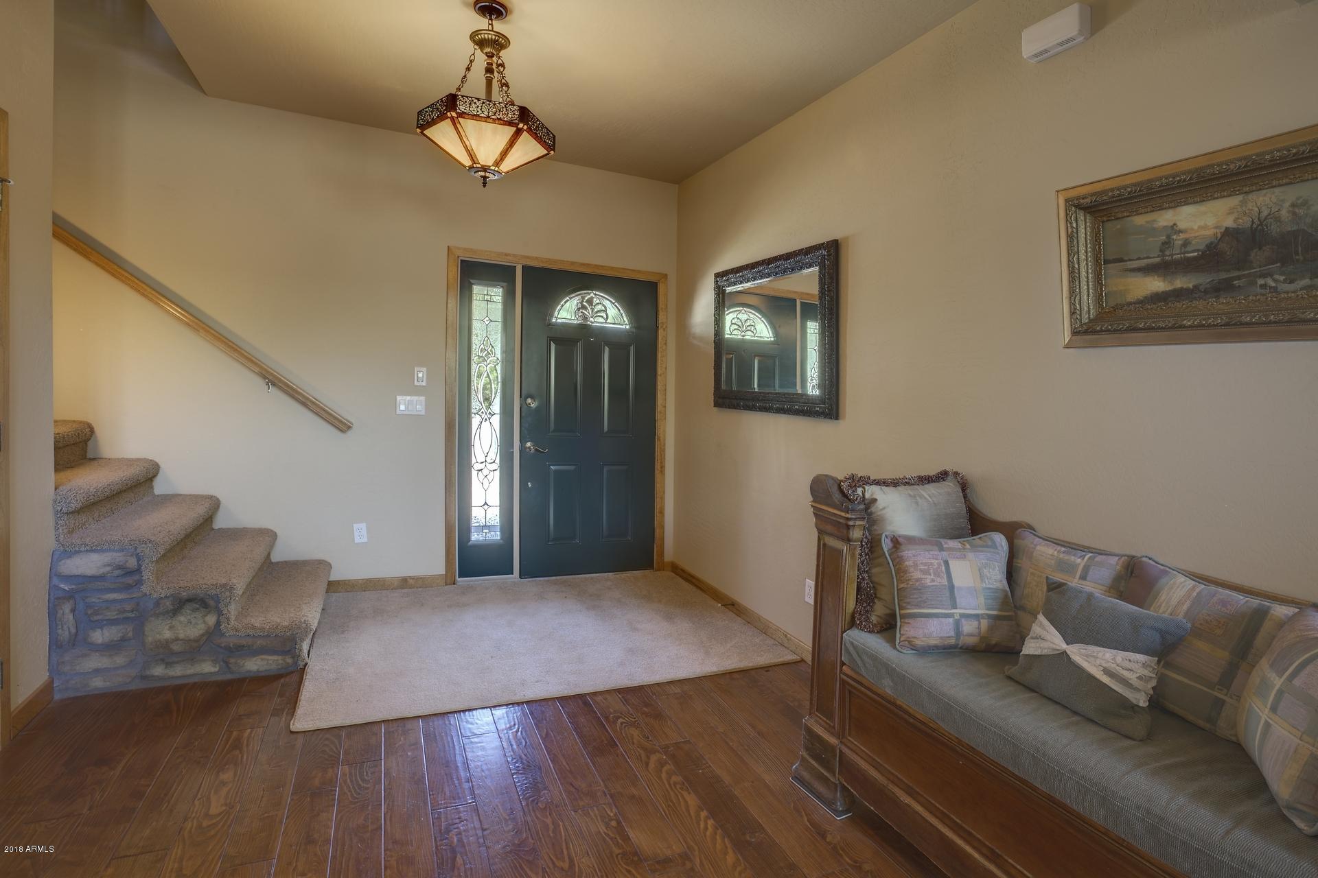 9247 Juniper Road Strawberry, AZ 85544 - Photo 4 of 54 Entry foyer