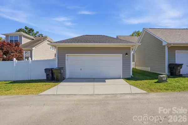 $715,000 | 17029 Carlton Way Road, Huntersville, NC 28078