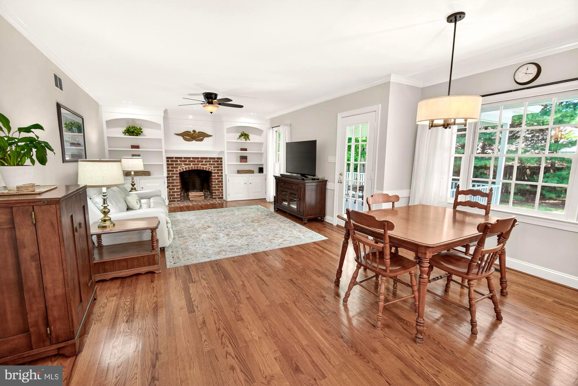 17212 Whites Road Poolesville, MD 20837 - Photo 35 of 104 Great sightlines from kitchen to family room