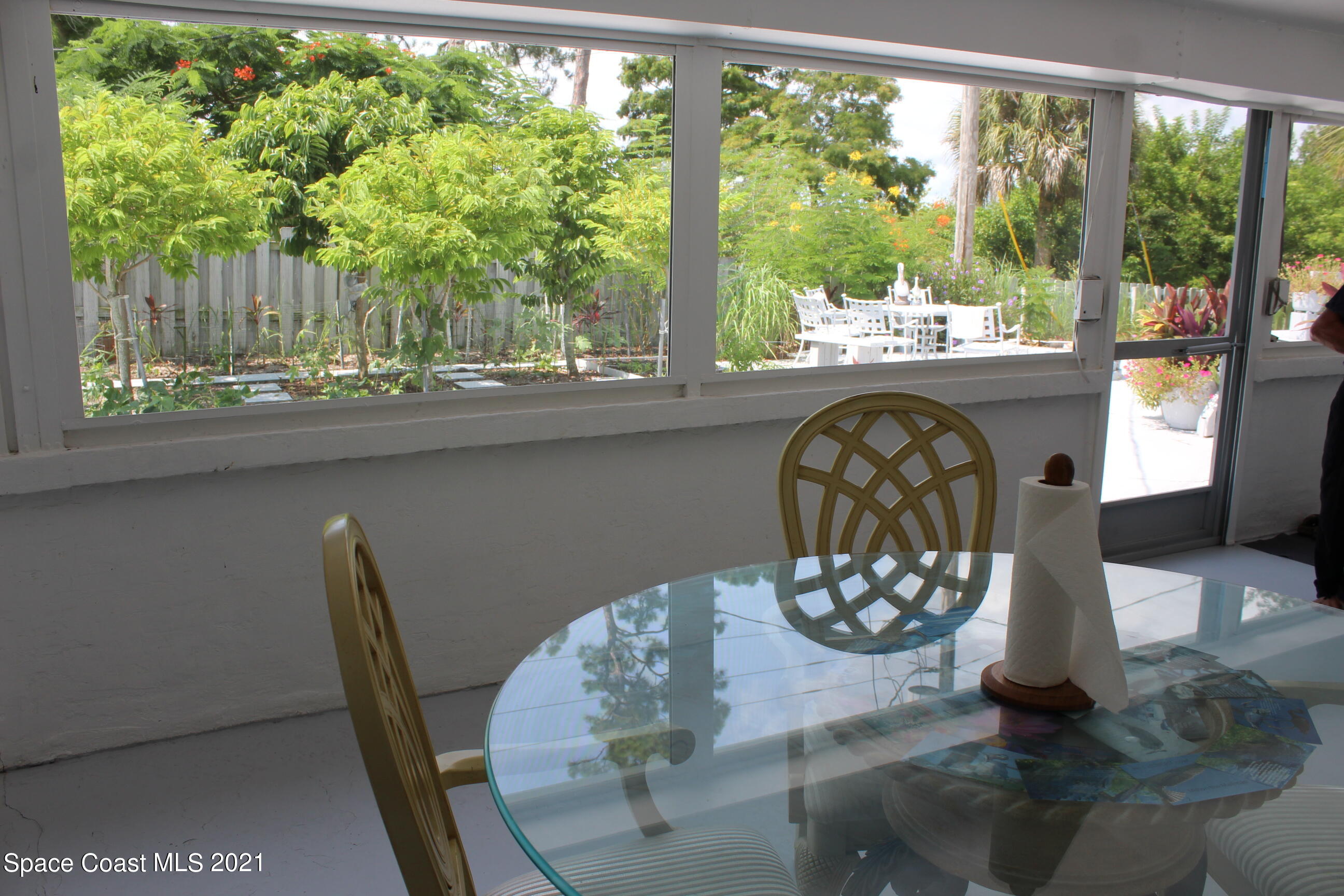 1775 Via Roma Merritt Island, FL 32952 - Photo 36 of 41 Outside Dining