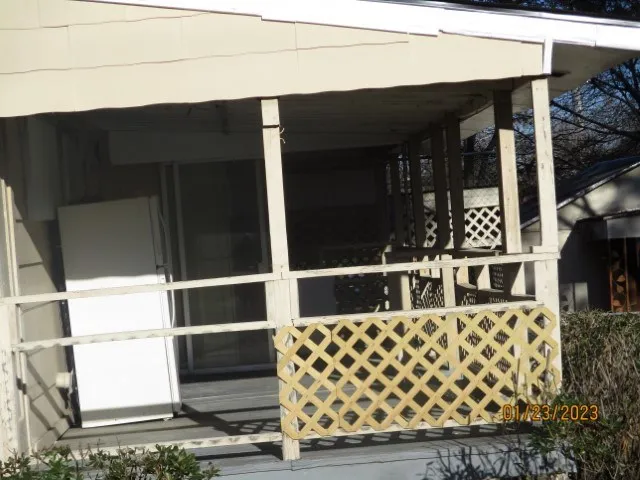 a black and white photo of a room