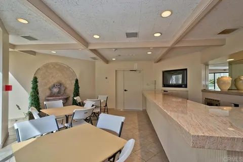 $3,095,000 | 939 Coast Boulevard, Unit 11B, La Jolla, CA 92037
