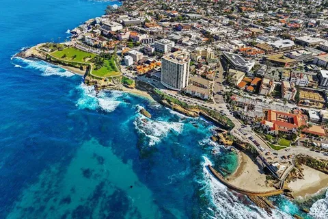 $3,095,000 | 939 Coast Boulevard, Unit 11B, La Jolla, CA 92037