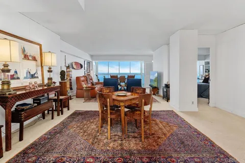 $3,095,000 | 939 Coast Boulevard, Unit 11B, La Jolla, CA 92037