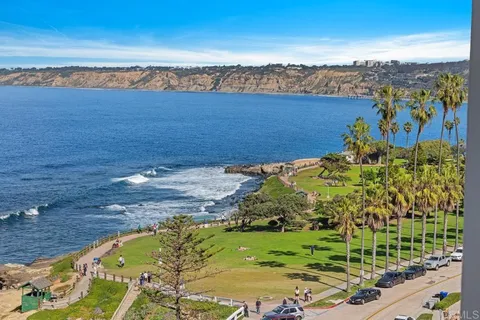 $3,095,000 | 939 Coast Boulevard, Unit 11B, La Jolla, CA 92037