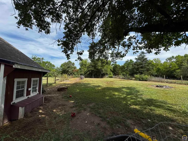 $314,950 | 5720 Southwest 93rd Street, Wakarusa, KS 66546