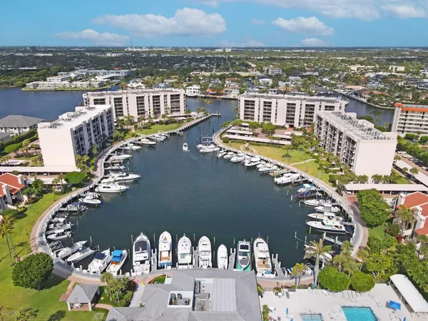$5,000 | 2687 North Ocean Boulevard, Unit G306, Boca Raton, FL 33431