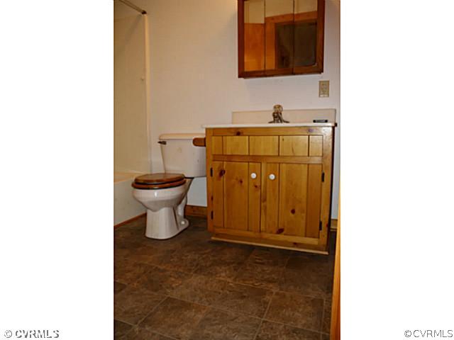 19350 Shumans Road Ruther Glen, VA 22546 - Photo 7 of 12 Master Bath