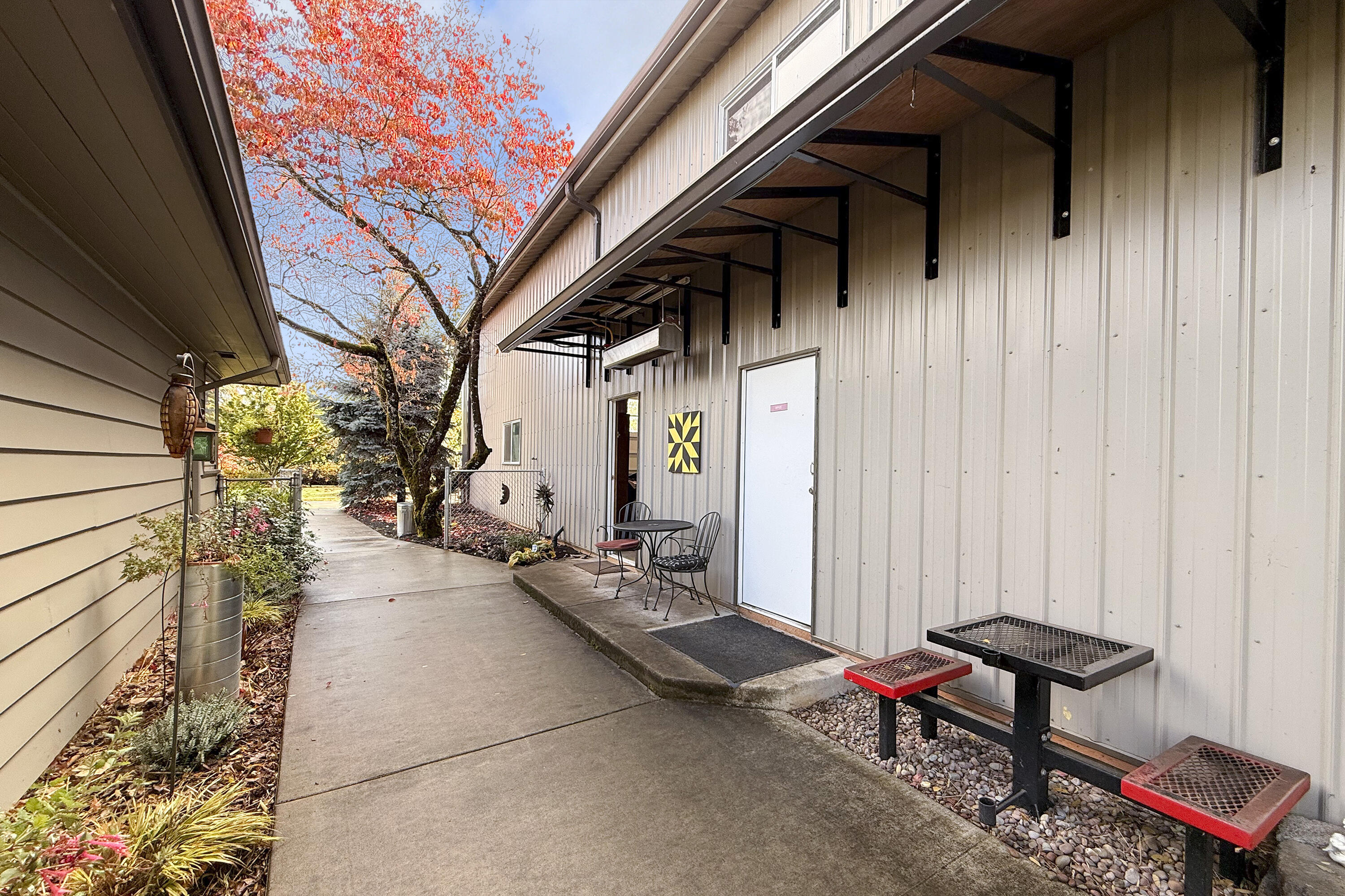 571 Northwest Wade Street Estacada, OR 97023 - Photo 36 of 45 16_Kathy Endicott 571 NW Wade St Estacad