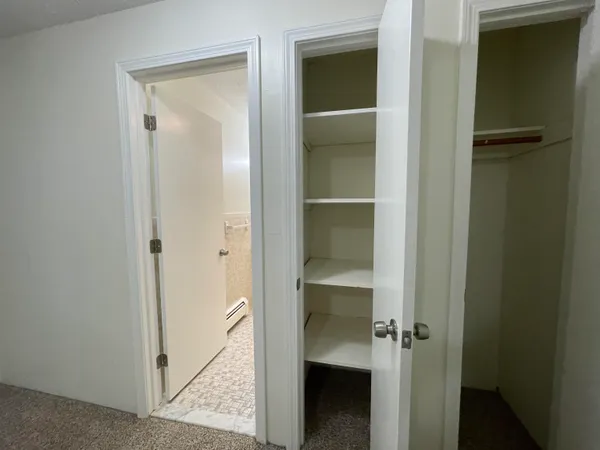 $1,734 | 379 Huse Road, Unit 21, Manchester, NH 03103