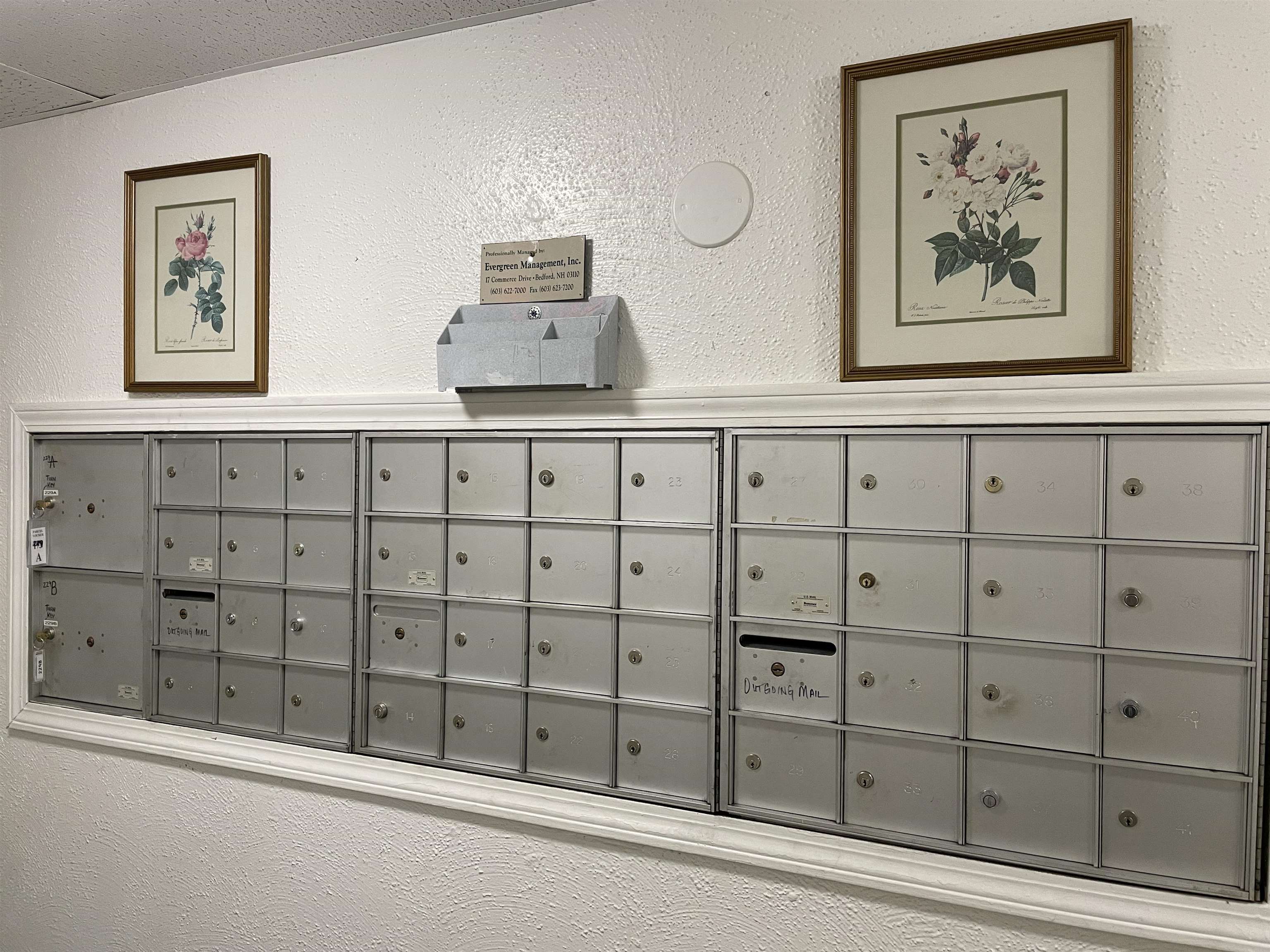 379 Huse Road, Unit 21 Manchester, NH 03103 - Photo 35 of 39