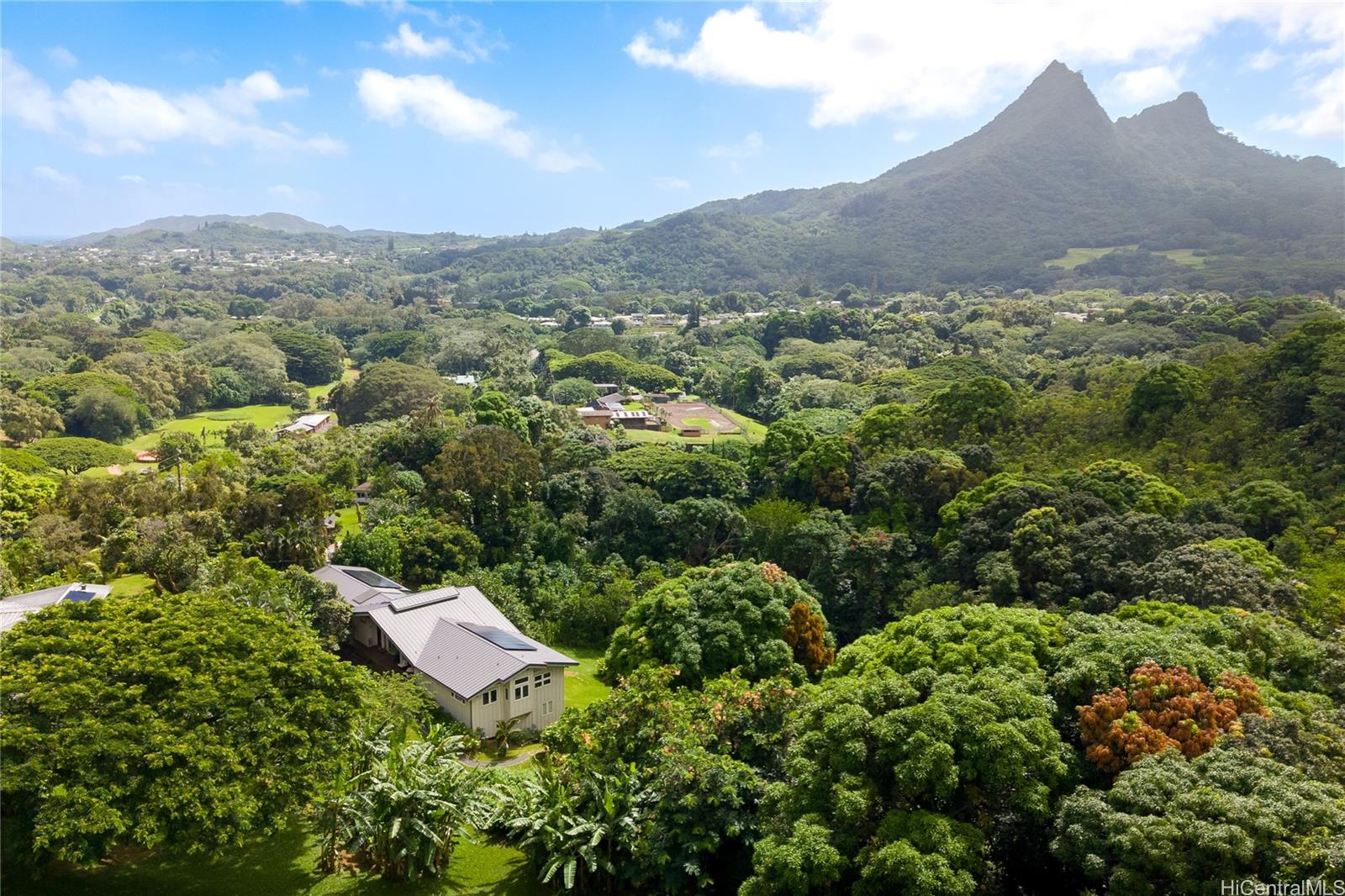 1064 Auloa Road, Unit B Kailua, HI 96734 - Photo 12 of 25 Gallery Image 12
