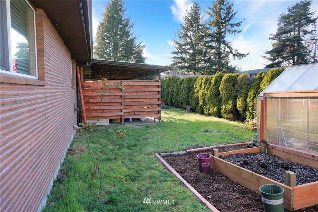 2022 Northeast 27th Street Renton, WA 98056 - Photo 35 of 36