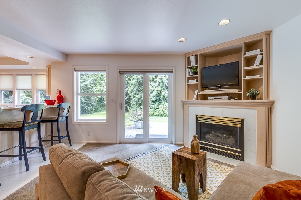 34631 Pilot Point Road Northeast Kingston, WA 98346 - Photo 12 of 25 Gallery Image 12