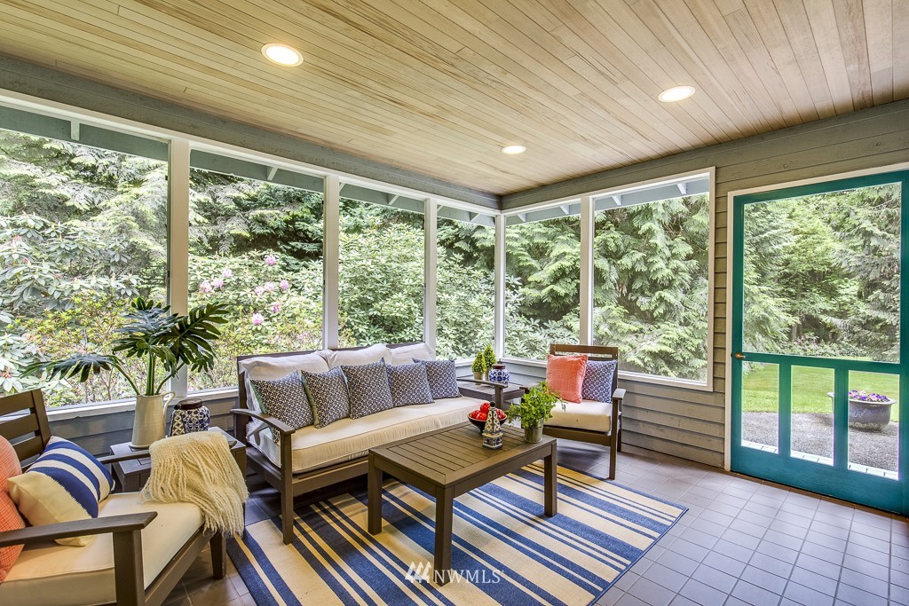 34631 Pilot Point Road Northeast Kingston, WA 98346 - Photo 13 of 25 Gallery Image 13