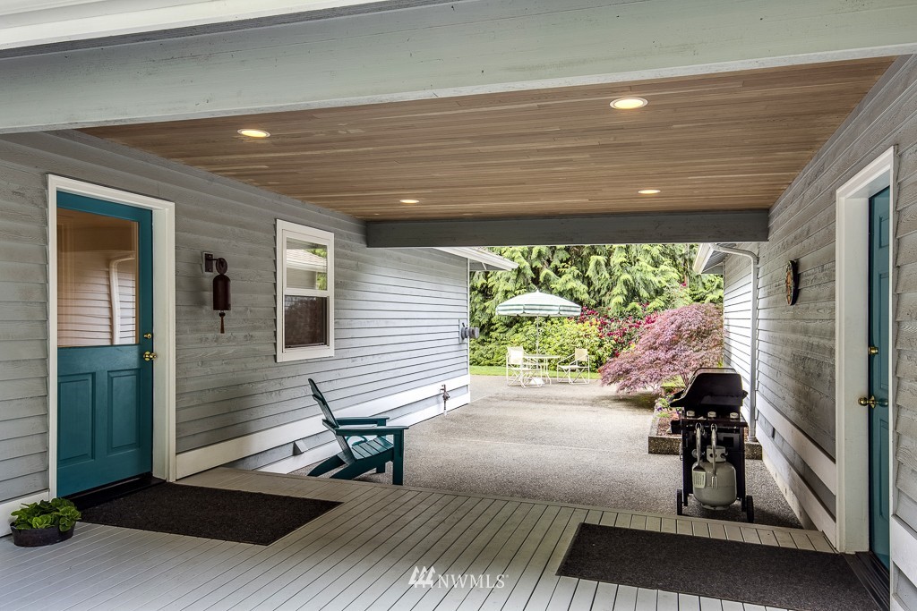 34631 Pilot Point Road Northeast Kingston, WA 98346 - Photo 20 of 25 Gallery Image 20