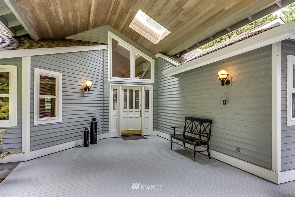 34631 Pilot Point Road Northeast Kingston, WA 98346 - Photo 3 of 25 Gallery Image 3